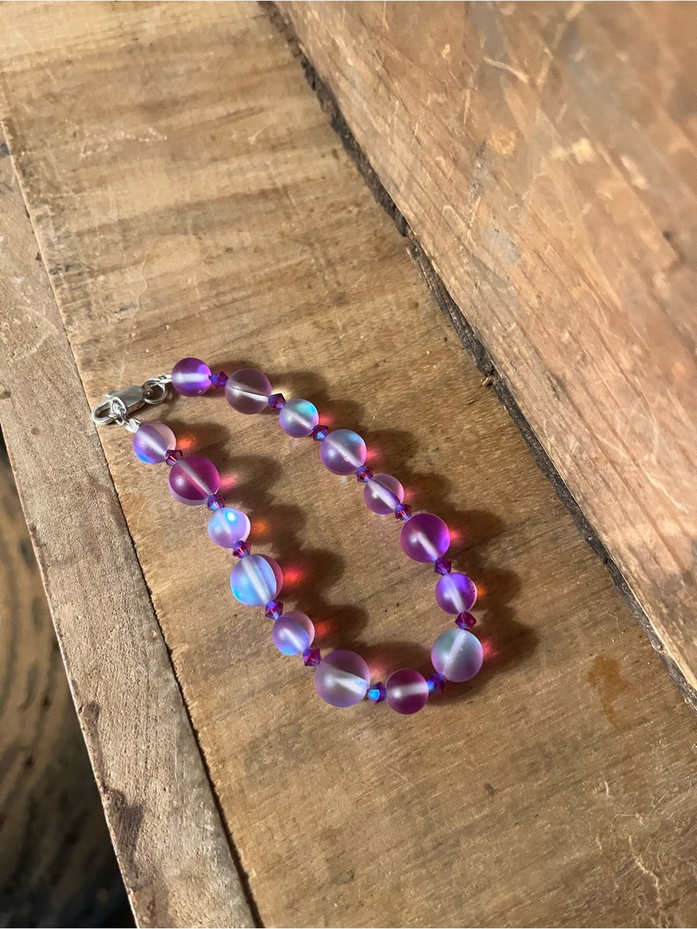 Iridescent Purple Beaded Bracelet - Women's Fashion Jewelry